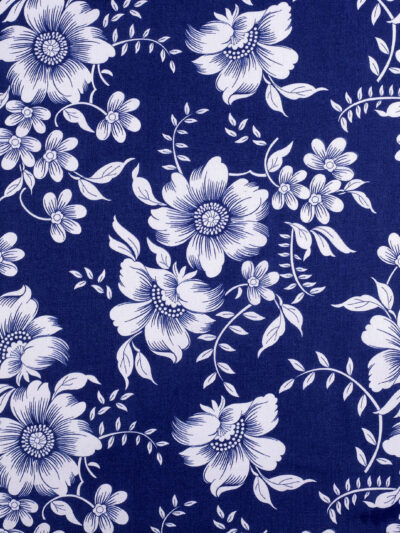 Bag lining "diagonal herringbone" - white flowers on a navy blue background