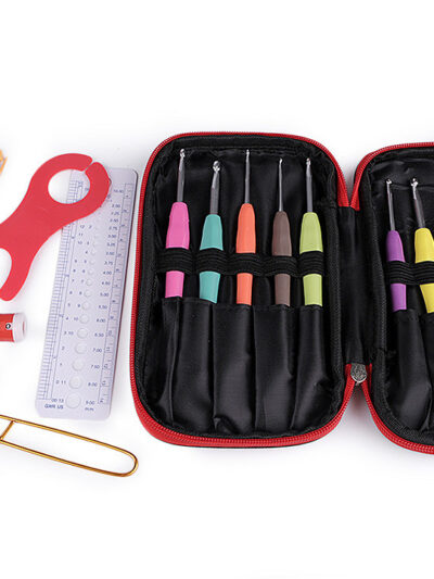 Crochet hook set with silicone handle and accessories in a black case