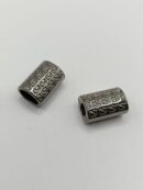 Końcówka sznurka - metalowa ozdobna - czarny