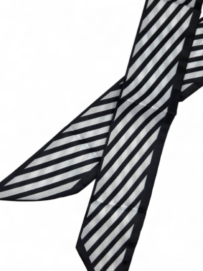 Apaszka do torebki - czarno-biała w paski