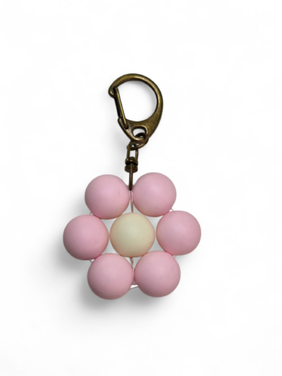 Flower keychain - powder pink - antique brass